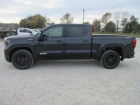 New 2026 GMC Sierra 1500 Elevation image 9