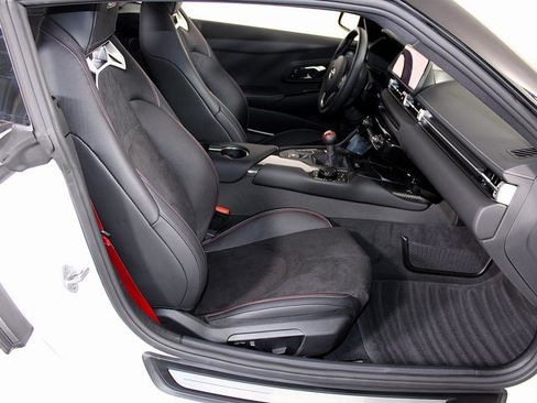 Used 2026 Toyota Supra image 25