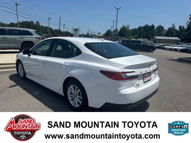Used 2025 Toyota Camry LE FWD image 5