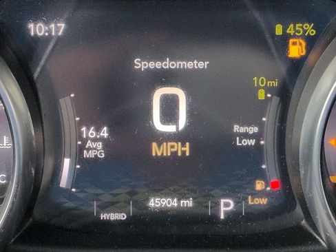 Used 2022 Jeep Wrangler Unlimited Sahara w/ Cold Weather Group AWD/4WD image 30