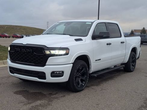 New 2025 RAM 1500 Big Horn AWD/4WD image 7