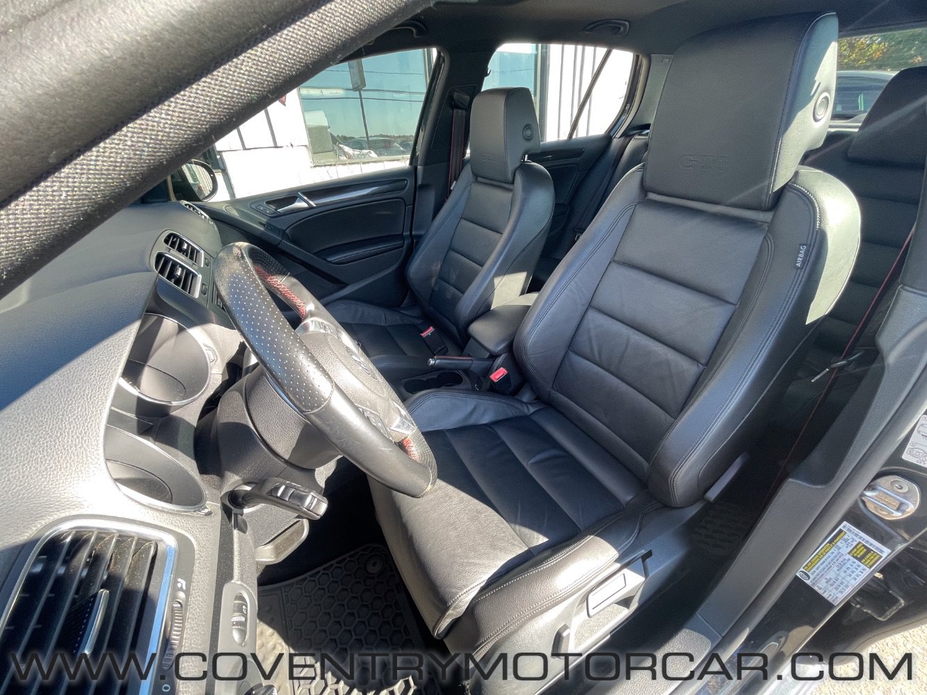 Used 2014 Volkswagen GTI Driver's Edition FWD image 28