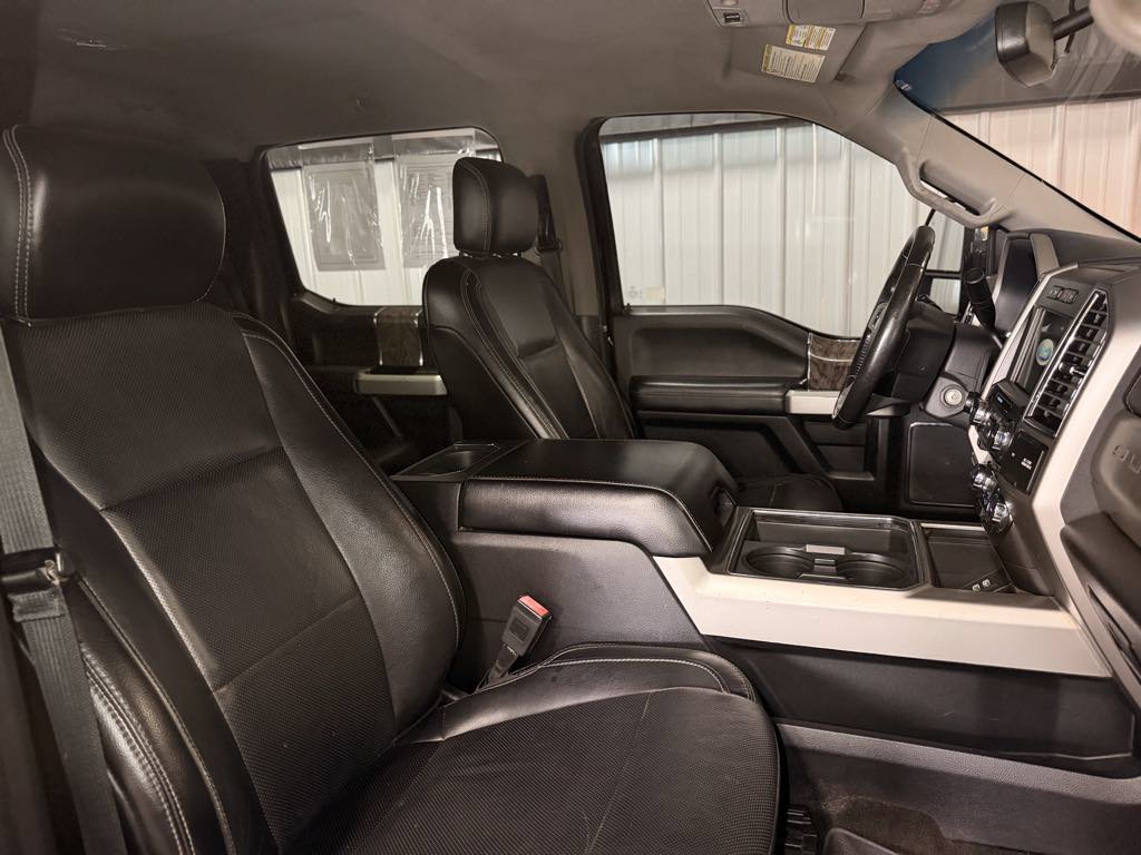 Used 2017 Ford F250 Lariat w/ Chrome Package AWD/4WD image 28