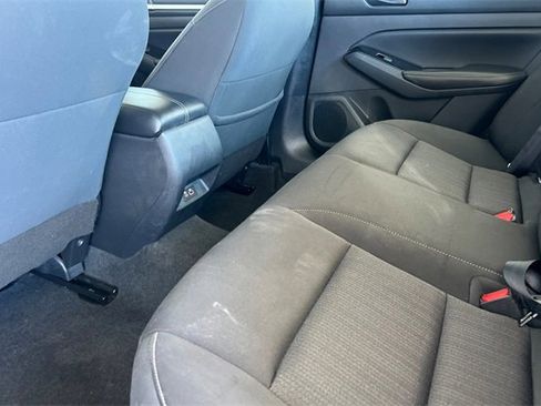 Used 2023 Nissan Altima 2.5 SV image 12