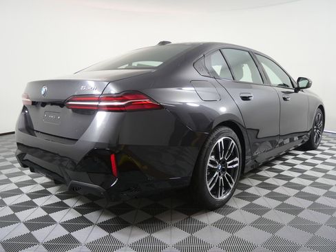 New 2026 BMW 530i image 3