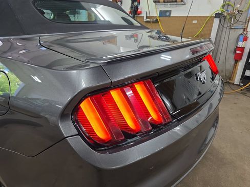 Used 2015 Ford Mustang Premium RWD image 34