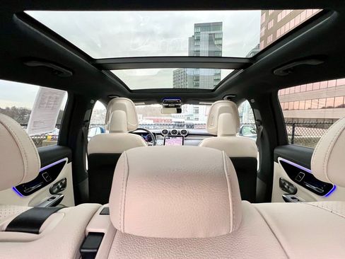 Certified 2024 Mercedes-Benz GLC 300 4MATIC image 21