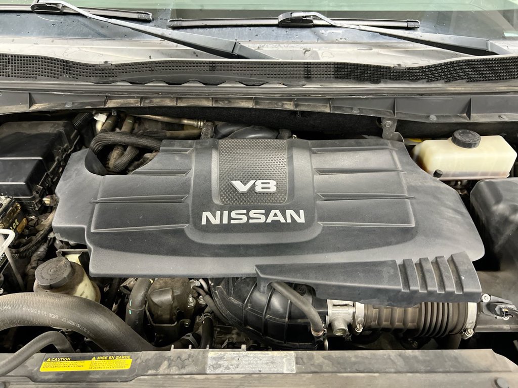 Used 2017 Nissan Titan SV AWD/4WD image 25
