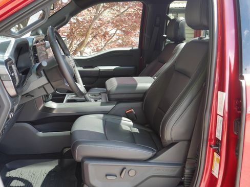 Certified 2025 Ford F150 Lariat AWD/4WD image 3