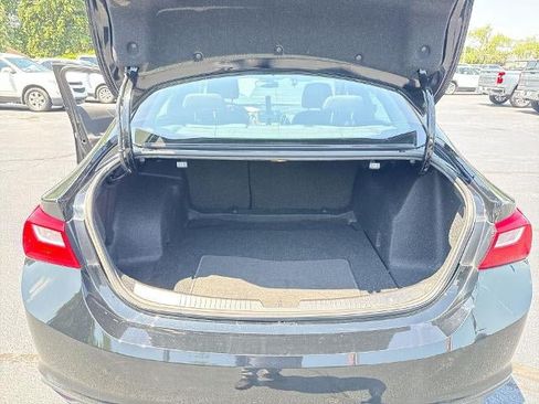 Used 2020 Chevrolet Malibu LS FWD image 23