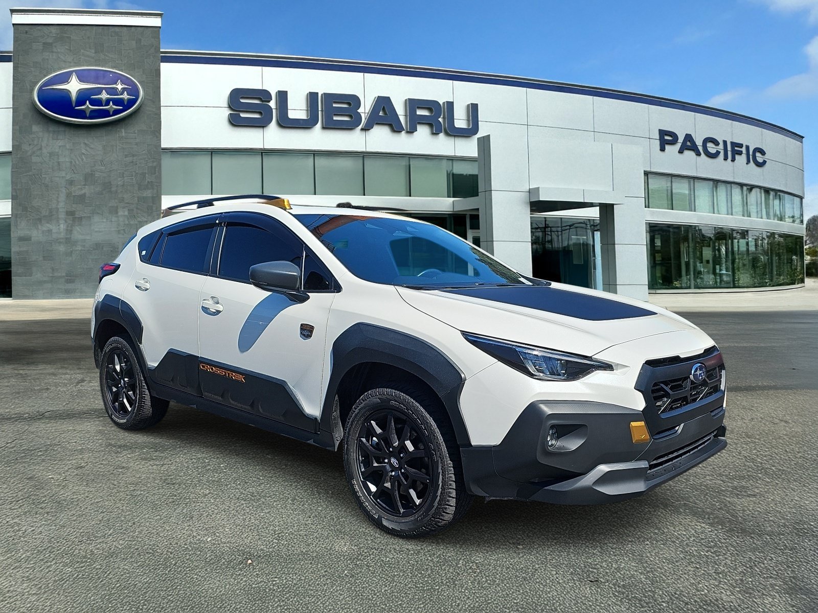 Certified 2024 Subaru Crosstrek 2.5i Wilderness w/ Crosstrek Mirror Package AWD/4WD image 1
