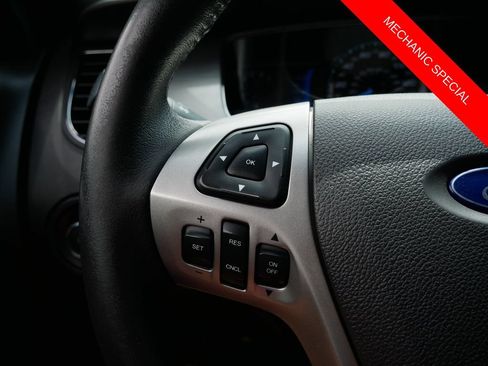 Used 2015 Ford Taurus SEL w/ Equipment Group 201A FWD image 17