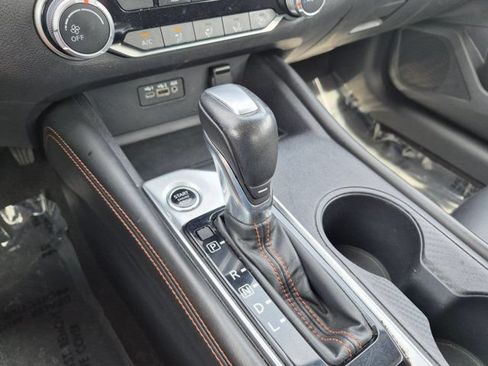 Used 2022 Nissan Altima 2.5 SR FWD image 11
