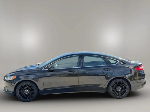 Used 2014 Ford Fusion SE w/ Equipment Group 202A FWD image 5