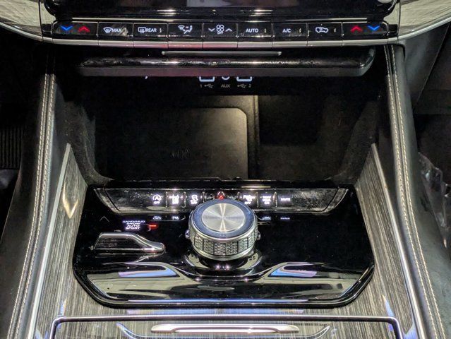 Used 2022 Jeep Wagoneer Series II AWD/4WD image 20
