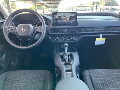 Certified 2026 Honda HR-V LX image 13