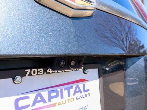 Used 2019 Cadillac Escalade Luxury image 25