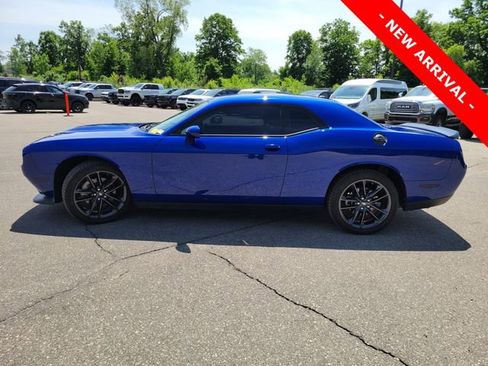 Used 2022 Dodge Challenger GT w/ Blacktop Package AWD/4WD image 6