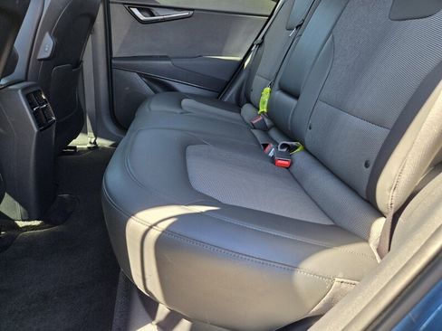 Used 2023 Kia Niro Wind FWD image 11