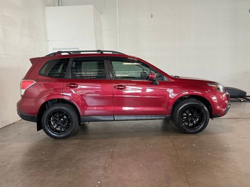 Used 2018 Subaru Forester 2.5i Premium AWD/4WD image 15