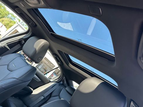 Used 2021 Cadillac CT5 Premium Luxury RWD image 31