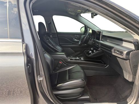 Used 2021 Lincoln Corsair FWD image 15