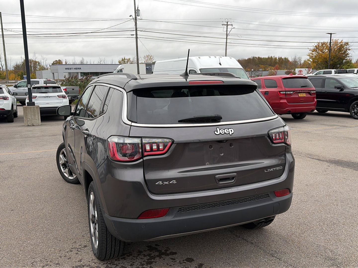 Used 2021 Jeep Compass Limited AWD/4WD image 3