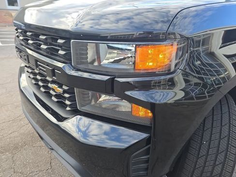 Used 2022 Chevrolet Silverado 1500 Custom w/ Safety Confidence Package image 25