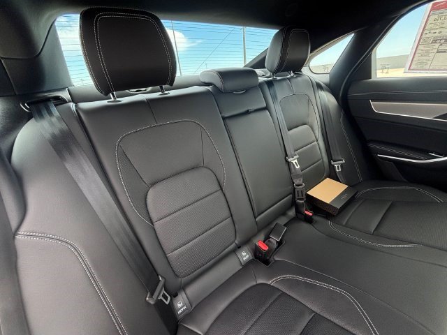 New 2024 Jaguar XF R-Dynamic SE AWD/4WD image 17