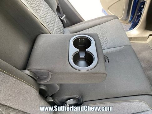 Used 2022 Chevrolet Equinox LT FWD image 34