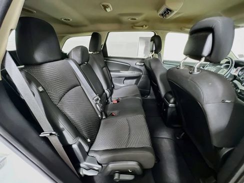 Used 2015 Dodge Journey SE w/ Flexible Seating Group AWD/4WD image 39