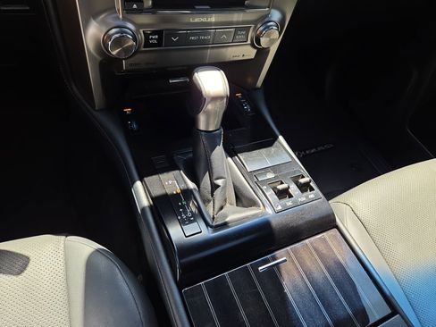 Used 2021 Lexus GX 460 Premium AWD/4WD image 22
