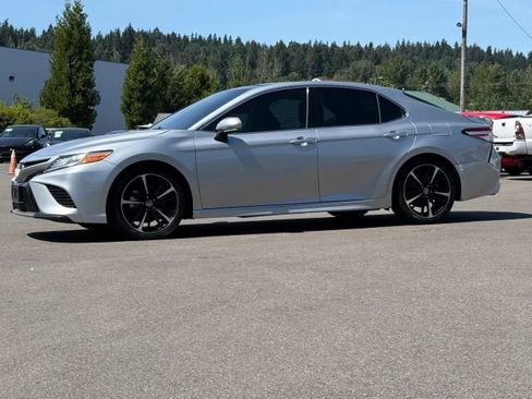 Used 2020 Toyota Camry XSE w/ Navigation Package AWD/4WD image 6