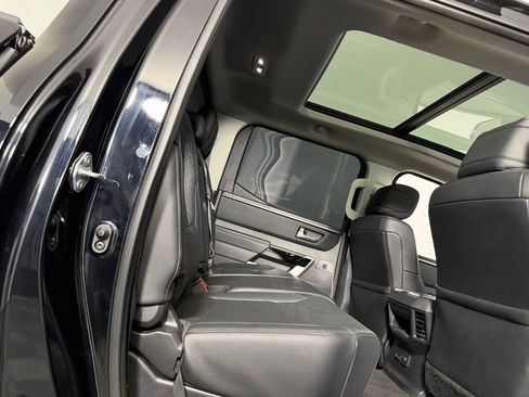 Used 2024 Toyota Tundra Limited image 25