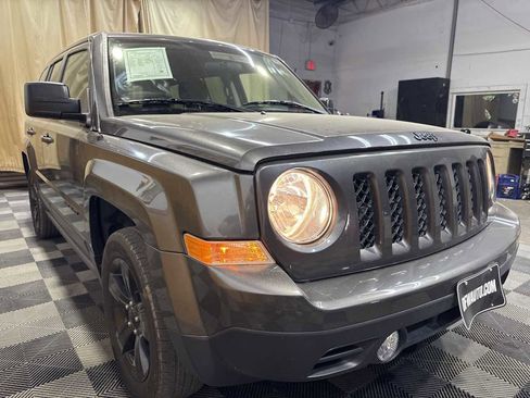 Used 2015 Jeep Patriot Sport w/ Power Value Group image 6