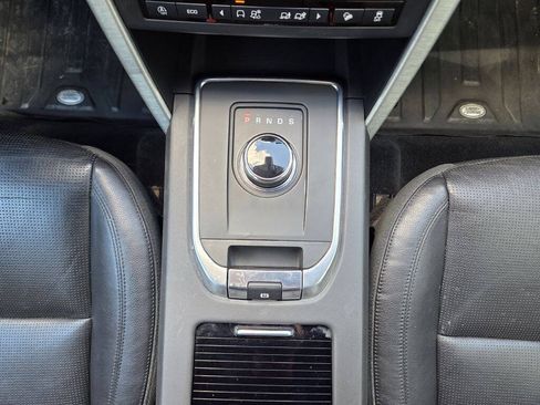 Used 2018 Land Rover Discovery Sport SE AWD/4WD image 28