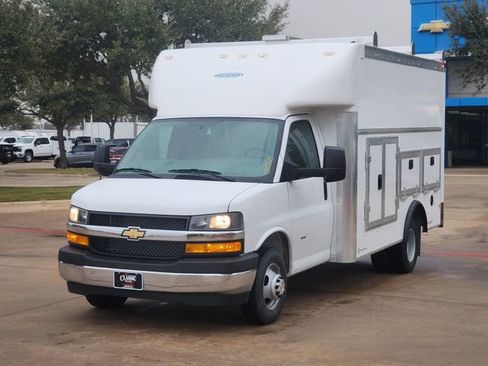 New 2025 Chevrolet Express 3500 w/ Power Convenience Package RWD image 10
