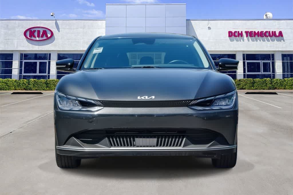 Used 2024 Kia EV6 Light RWD image 2