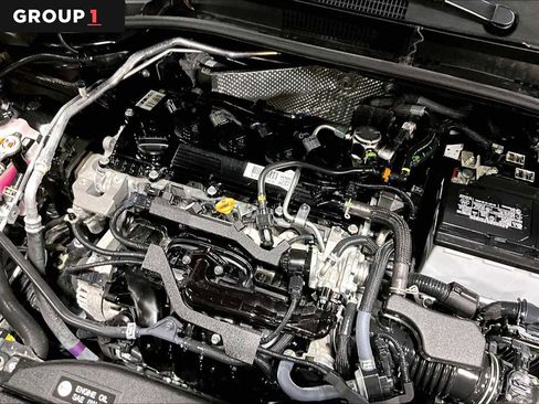 Used 2022 Toyota Corolla Cross LE w/ Moonroof Package image 32