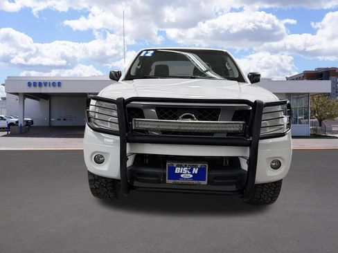 Used 2012 Nissan Frontier SV w/ Sport Appearance Pkg AWD/4WD image 8