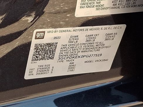 Used 2023 Chevrolet Silverado 1500 LT AWD/4WD image 31