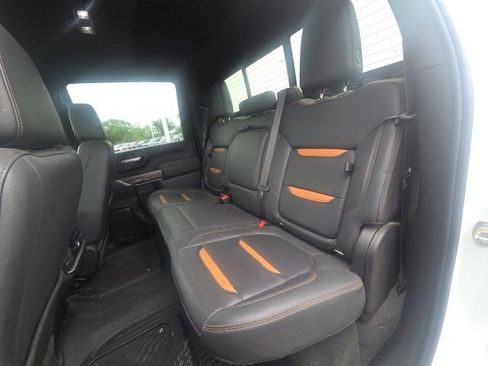 Used 2023 GMC Sierra 2500 AT4 w/ AT4 Preferred Package AWD/4WD image 16