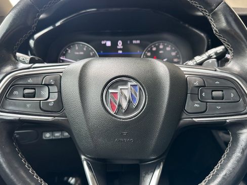 Certified 2022 Buick Envision Avenir w/ Technology Package II image 32