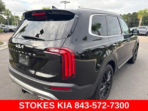 Used 2022 Kia Telluride SX w/ Towing Package FWD image 5