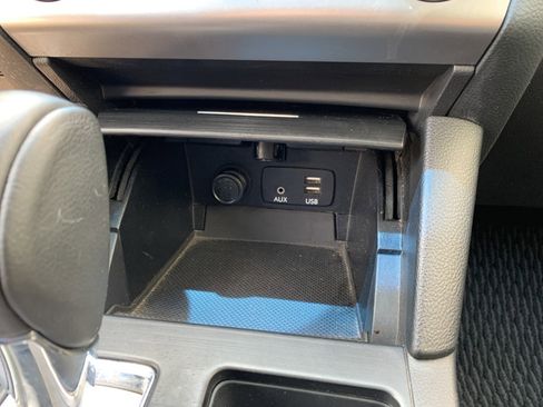 Used 2015 Subaru Outback 2.5i Limited AWD/4WD image 18