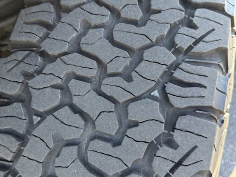 Used 2023 Ford Bronco Badlands image 33