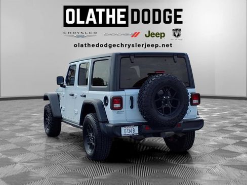 Certified 2025 Jeep Wrangler Unlimited Sport AWD/4WD image 3