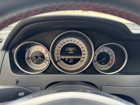 Used 2013 Mercedes-Benz C 350 Sport image 16