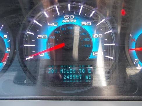 Used 2012 Ford Fusion SEL image 33