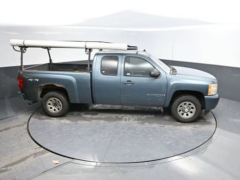 Used 2009 Chevrolet Silverado 1500 LS image 34